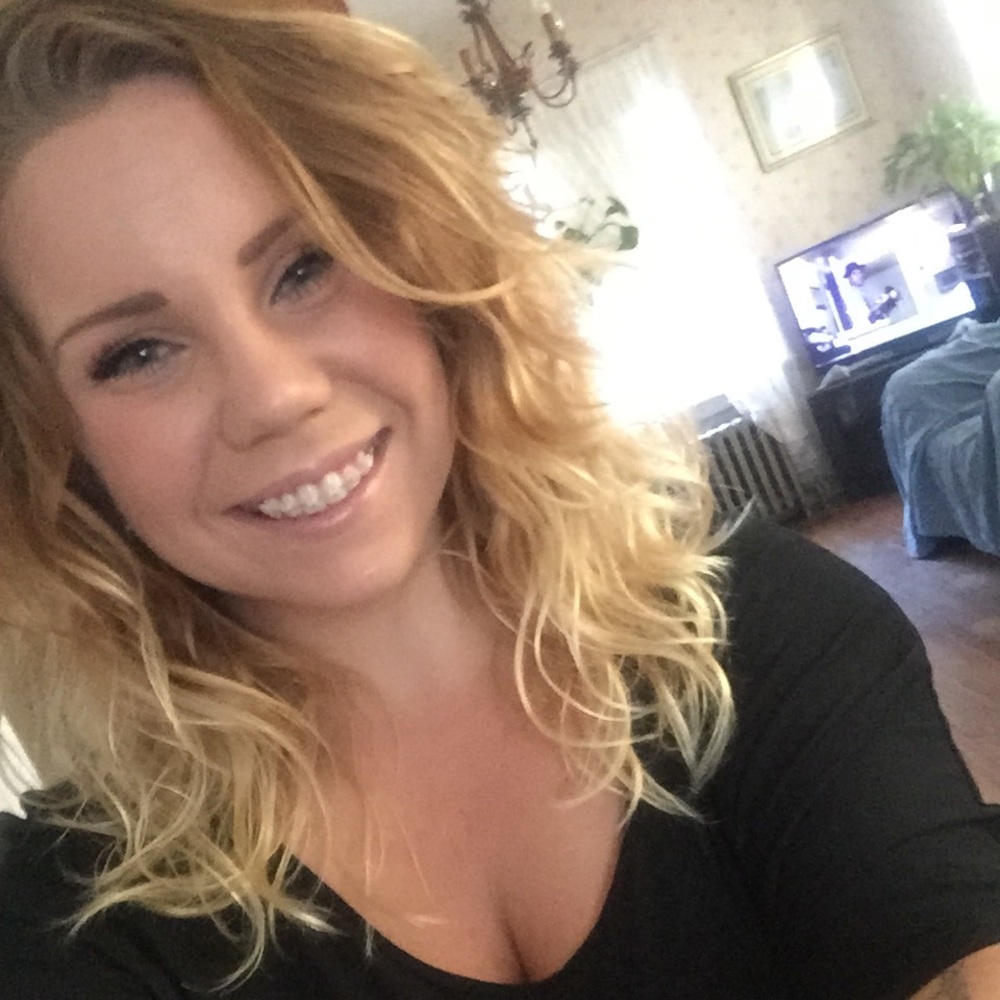 Meet your Posher, Marisa